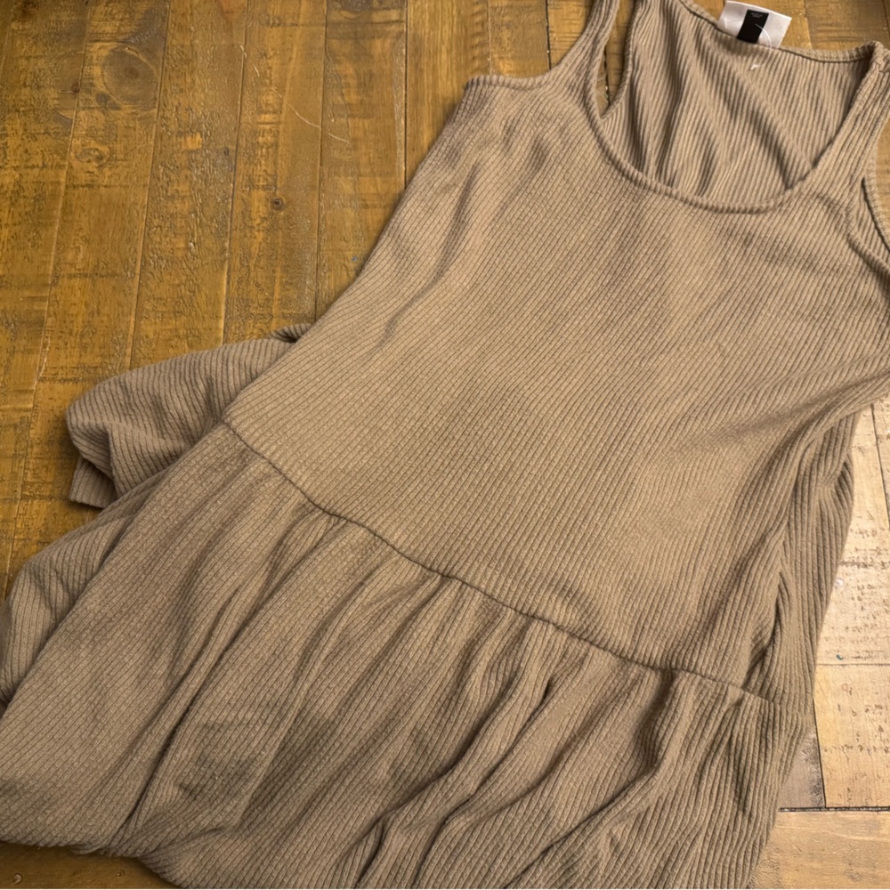 Universal Thread Ribbed Tan Sleeveless Dress M NWOT Sweater Material